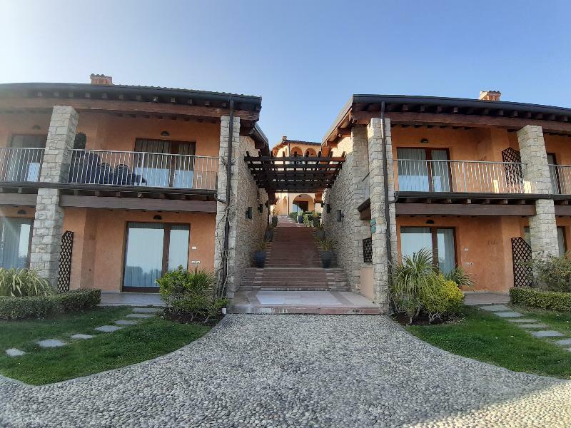 Appartamenti Borgo Gardone Riviera Exterior foto